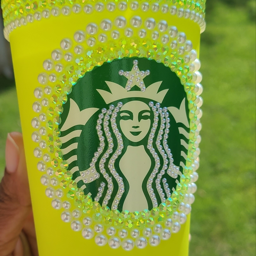Starbucks hot cup color changing lid